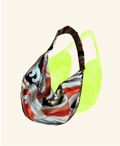 <FORTUNE COOKIE BAG (L) <black×red with wave pattern >  Upcycled product