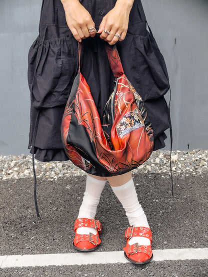 FORTUNE COOKIE BAG (S) <black× red floral pattern> Upcycled from second hand obi