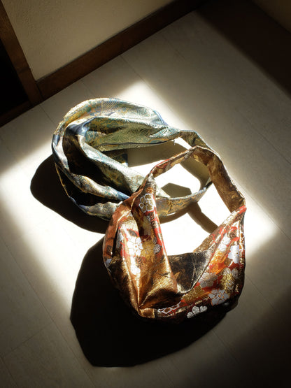 FORTUNE COOKIE BAG (S) <red × gold flower pattern> Upcycled from second hand obi