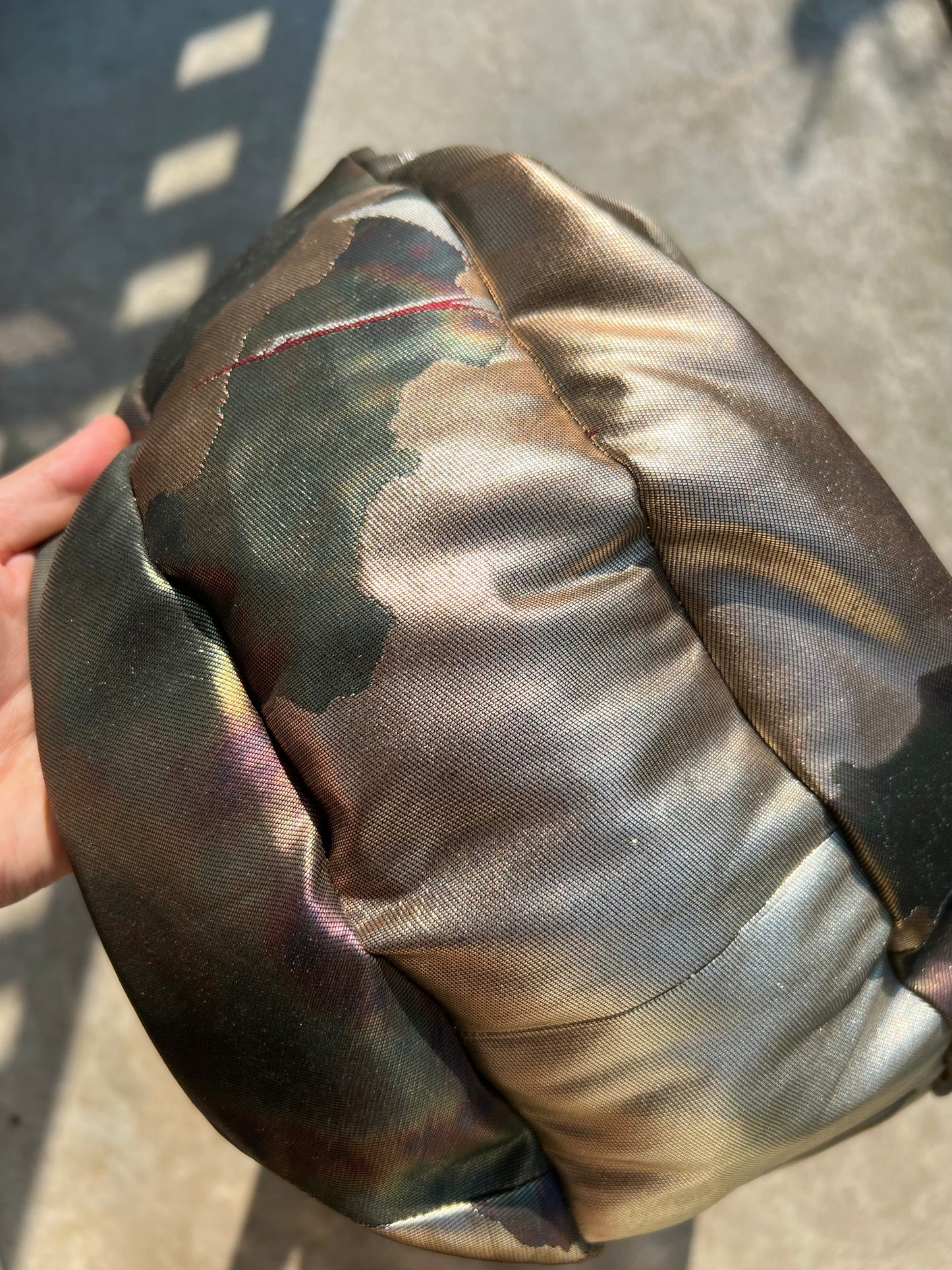 <FORTUNE COOKIE BAG (L) <champagne gold metallic abstract pattern with crane >  Upcycled from silk obi
