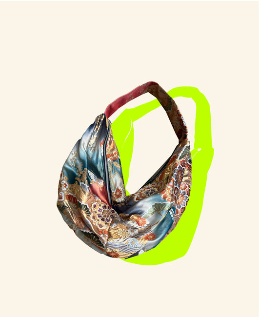 FORTUNE COOKIE BAG (S) <red×blue floral pattern> Upcycled from second hand obi