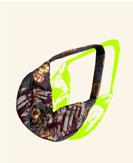 <FORTUNE COOKIE BAG (L) <grey ×burgundy floral and hand drum pattern  tsuzumihana mon> Upcycled product