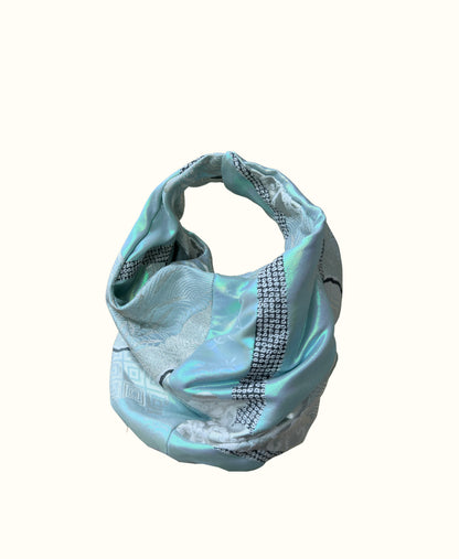COMORI BAG <iridescent light blue floral pattern> Upcycled product