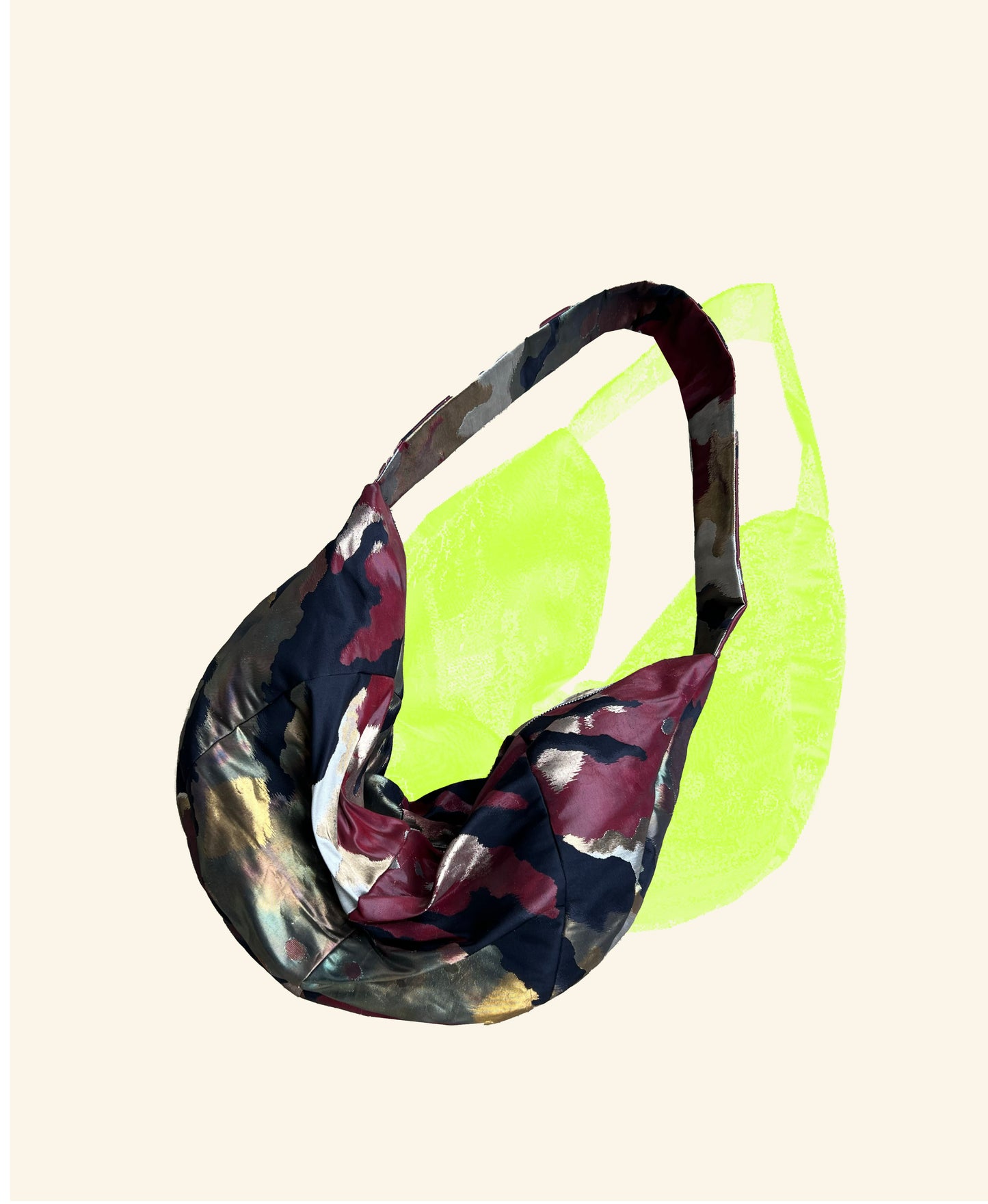 <FORTUNE COOKIE BAG (L) <black × multicolor abstract pattern > Upcycled product