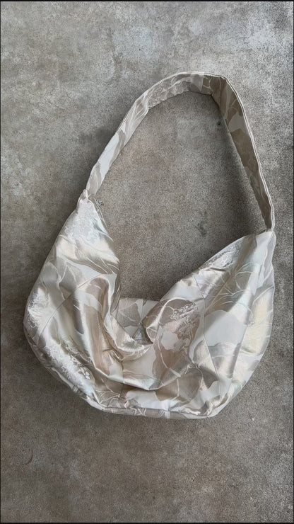 <FORTUNE COOKIE BAG (L) <off white × champagne gold/silver  flower pattern> Upcycled product